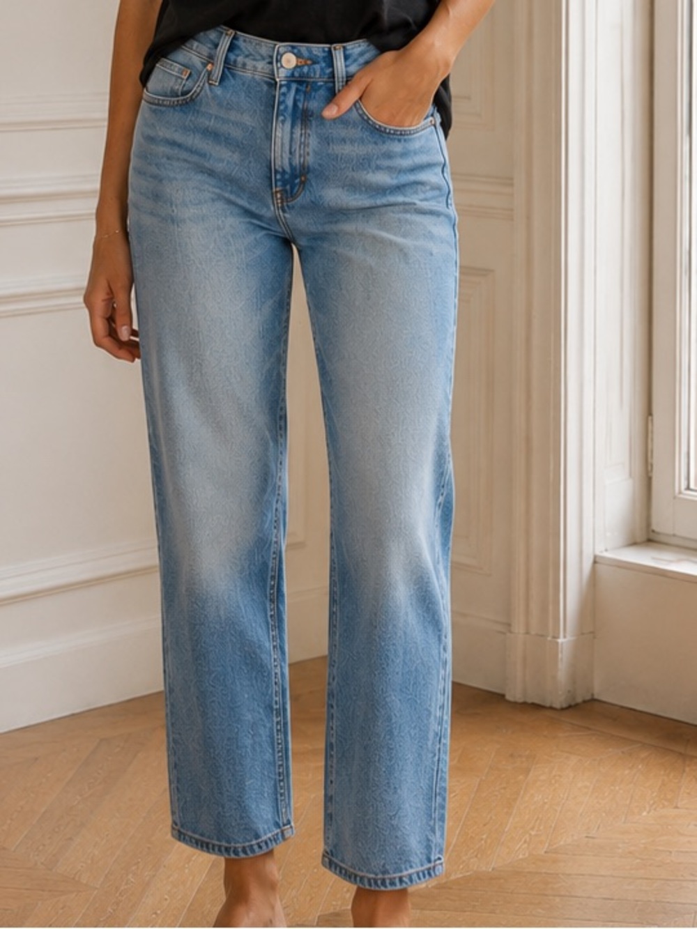 Casual Chic Mom Jean The Flare Crop White House Black Market, Size 12L
